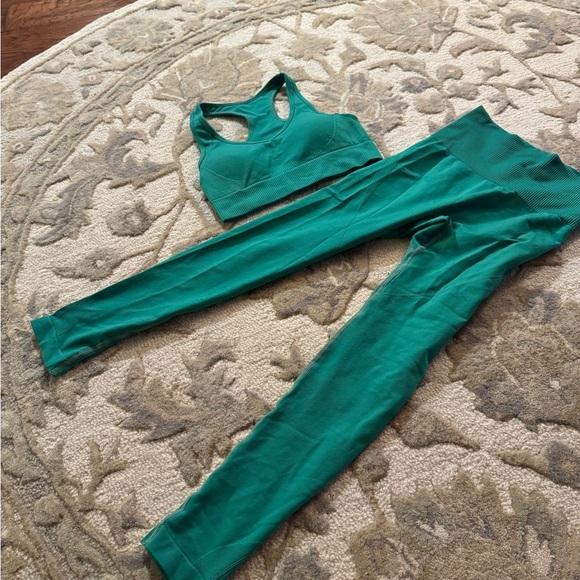 Pants - Green Activewear Set